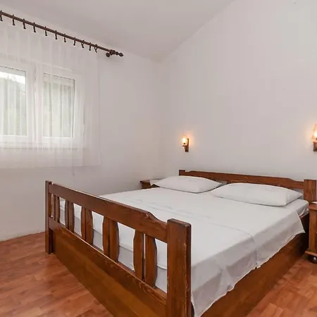Roza * Duće
